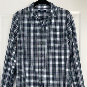 Madewell women’s flannel shirt